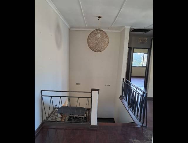4 BEDROOM HOUSE FOR SALE IN SEA VIEW